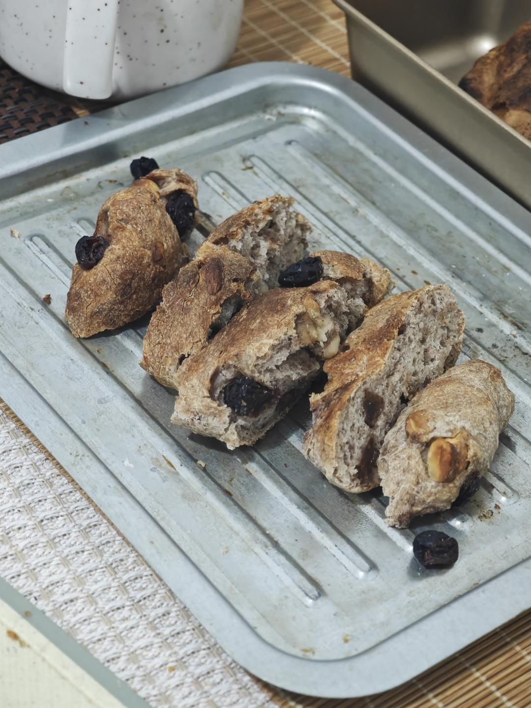 全麦蔓越莓核桃软欧包