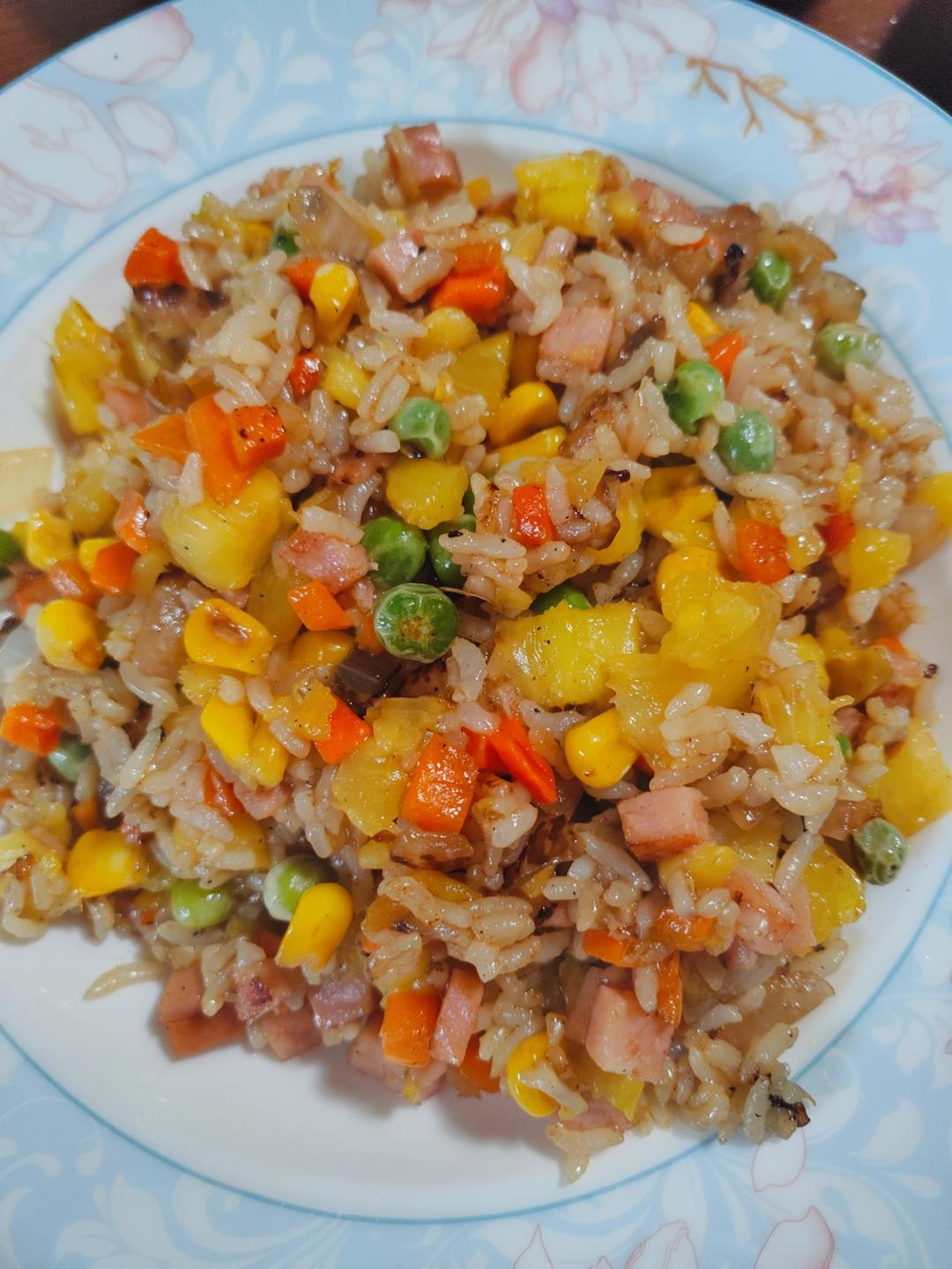 菠萝炒饭