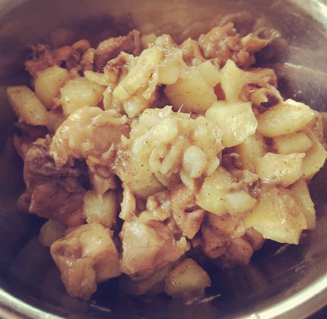 鸡腿炖土豆超级快手菜