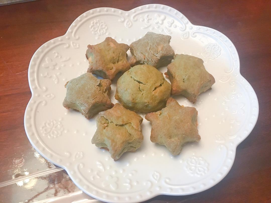 【视频】3分钟 奶油司康Scone(可能是世界上最快手的司康) 消耗淡奶油～