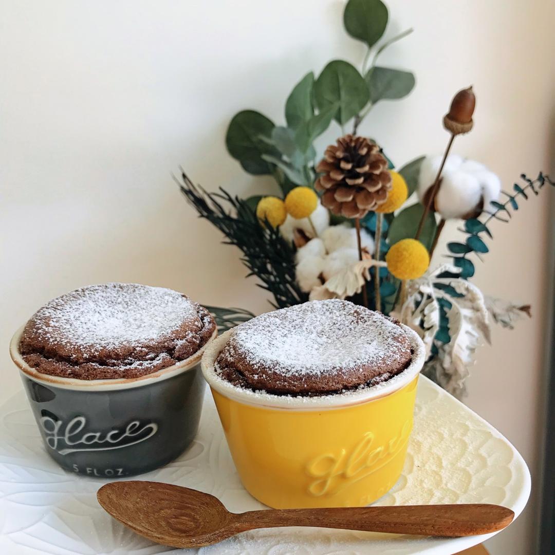 巧克力舒芙蕾（Bitter Chocolate Souffles）