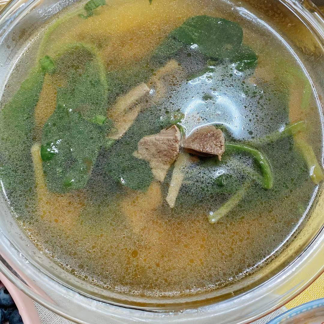 猪肝菠菜汤