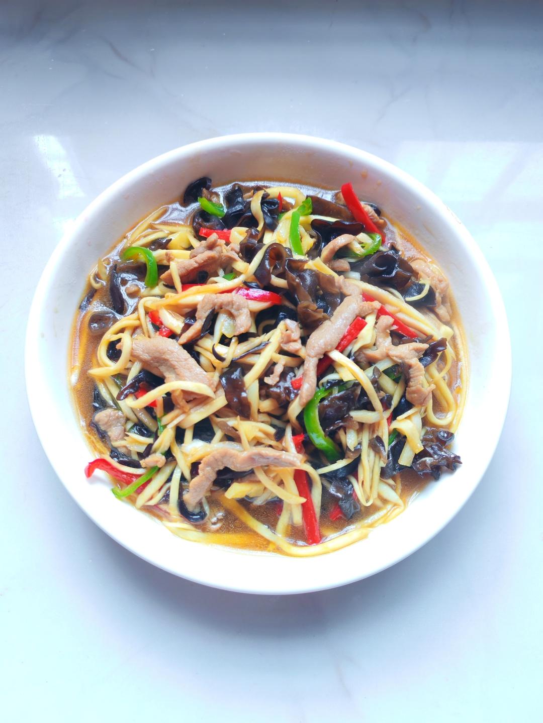 超好吃的鱼香肉丝（做法相当简单，一看就会）