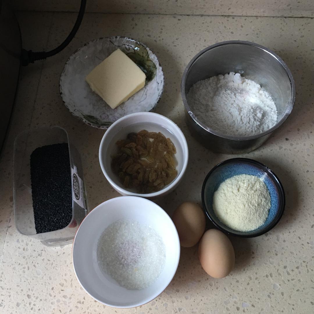 纯奶手撕吐司的做法 步骤1