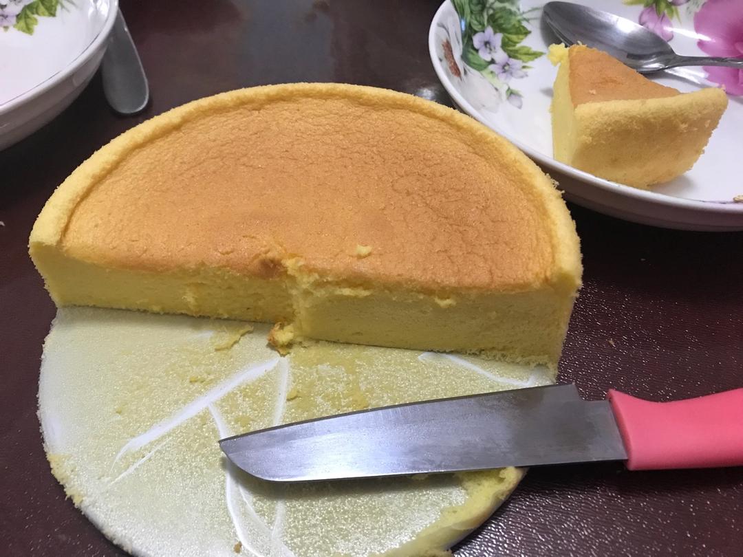 烤箱做蛋糕（戚风蛋糕的做法）