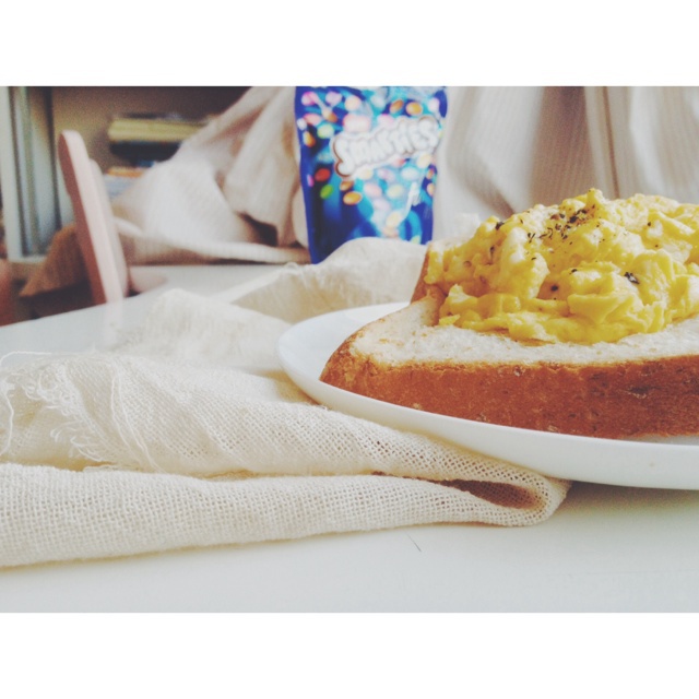 美式炒蛋 scrambled eggs