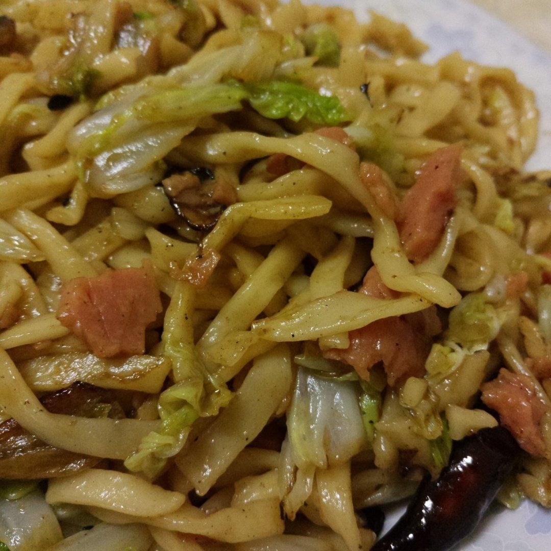 小白菜也能学会的迷味炒面～