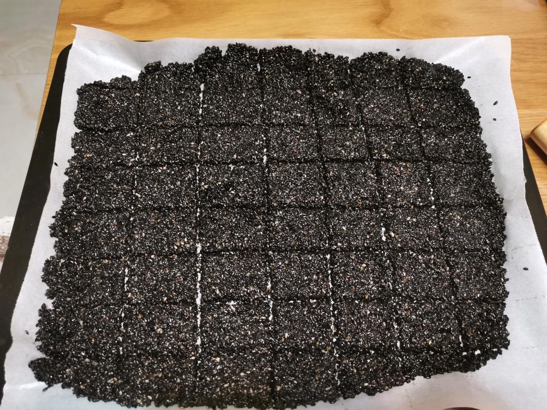 健康黑芝麻薄饼（仅需三步）