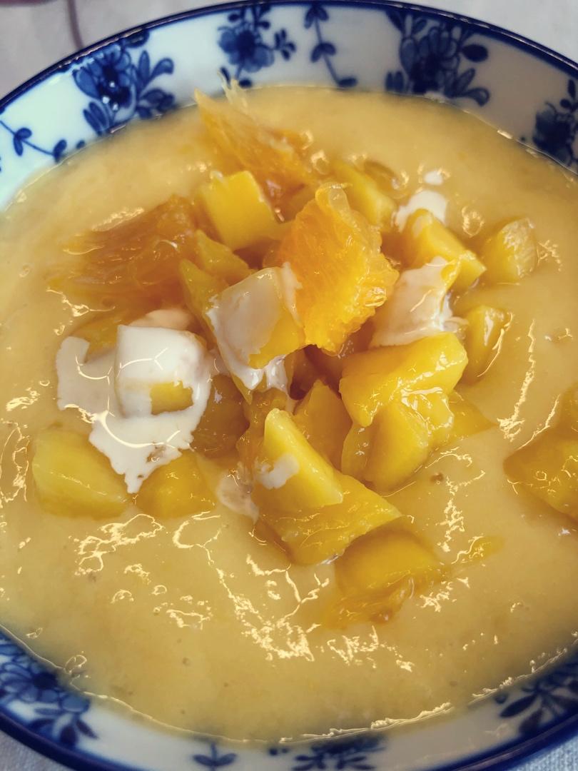 港式甜品——杨枝甘露(芒果西米露)附芒果花切法