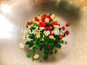 芹菜炒香干的做法 步骤4