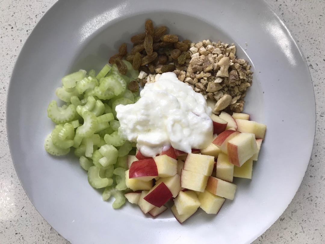 致敬经典：华尔道夫沙拉