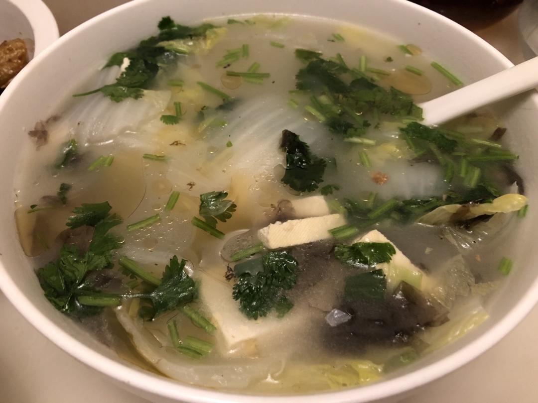 家常娃娃菜老豆腐汤