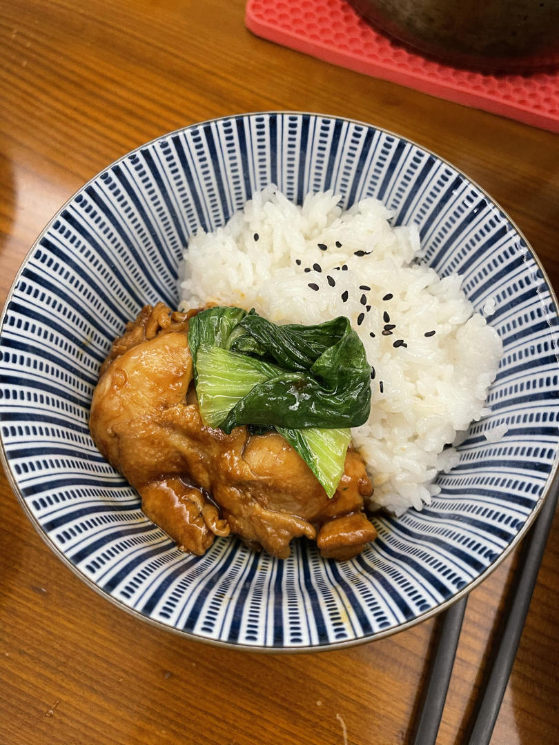 照烧鸡腿饭