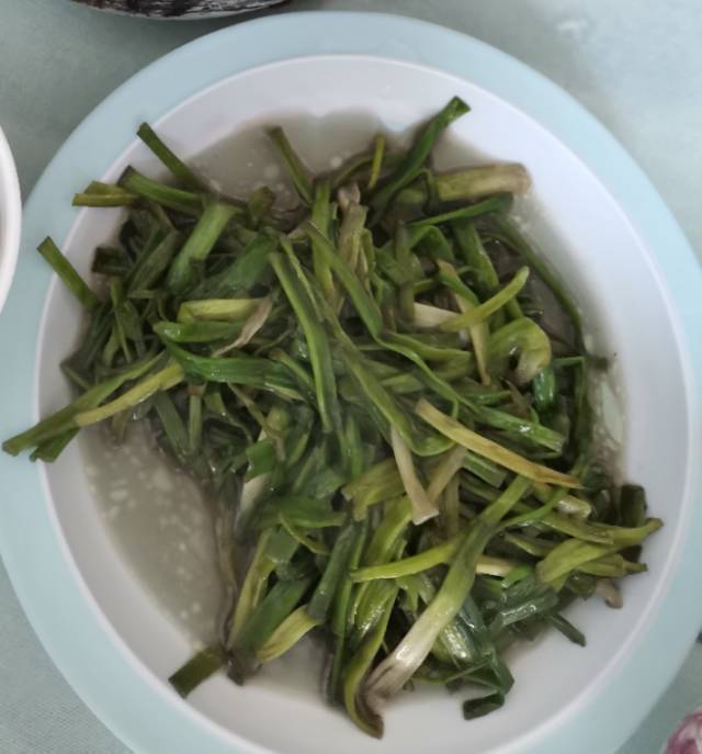 清炒水芹菜