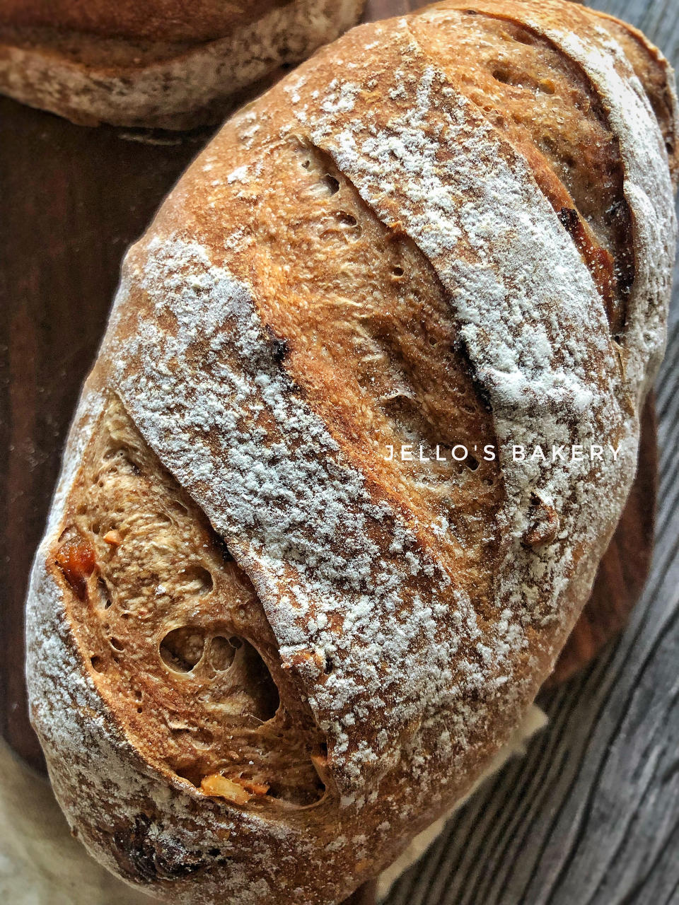 天然酵种法式红酒桂圆欧包（改自吴宝春鲁邦种）