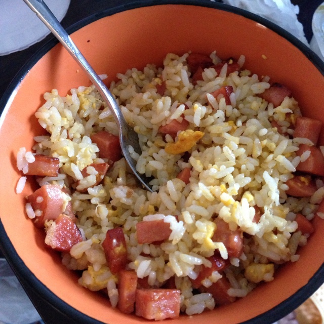 梦53做的香肠蛋炒饭