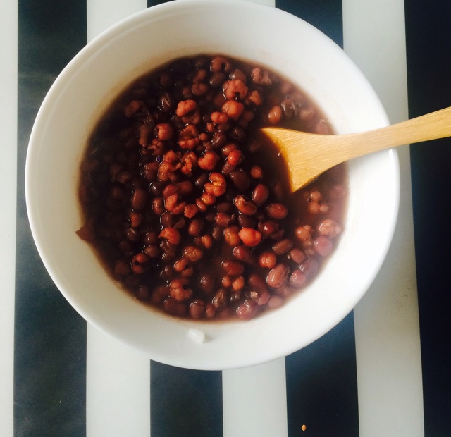 红豆薏米粥 (Red Bean and Pearl Barley Congee)