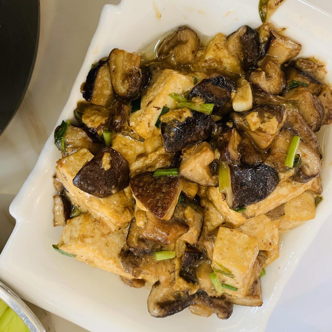 滑菇豆腐