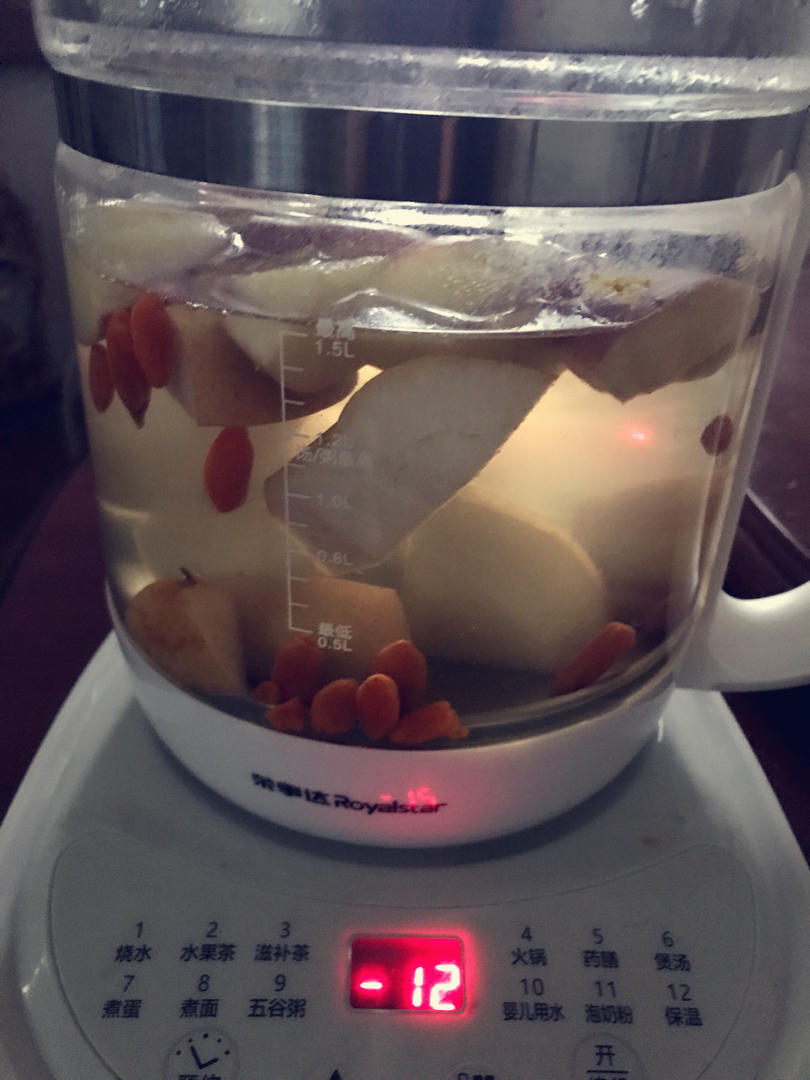 苹果雪梨汤（秋冬水果茶）