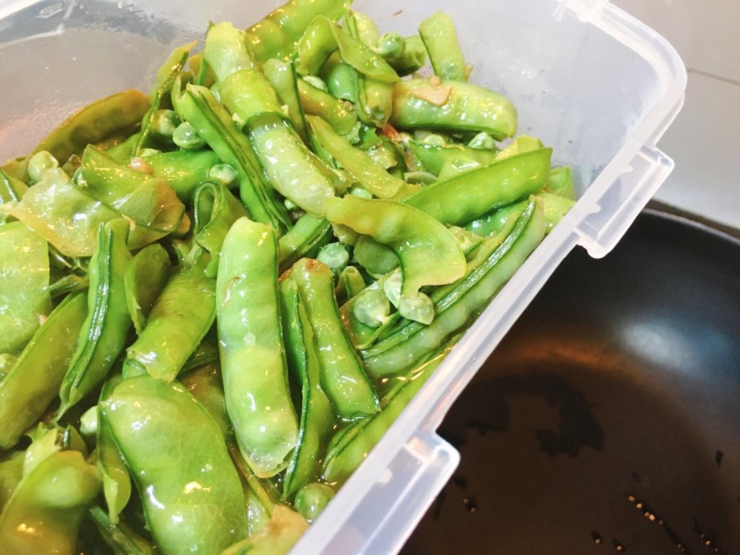 清炒豌豆片~老丁的私房菜