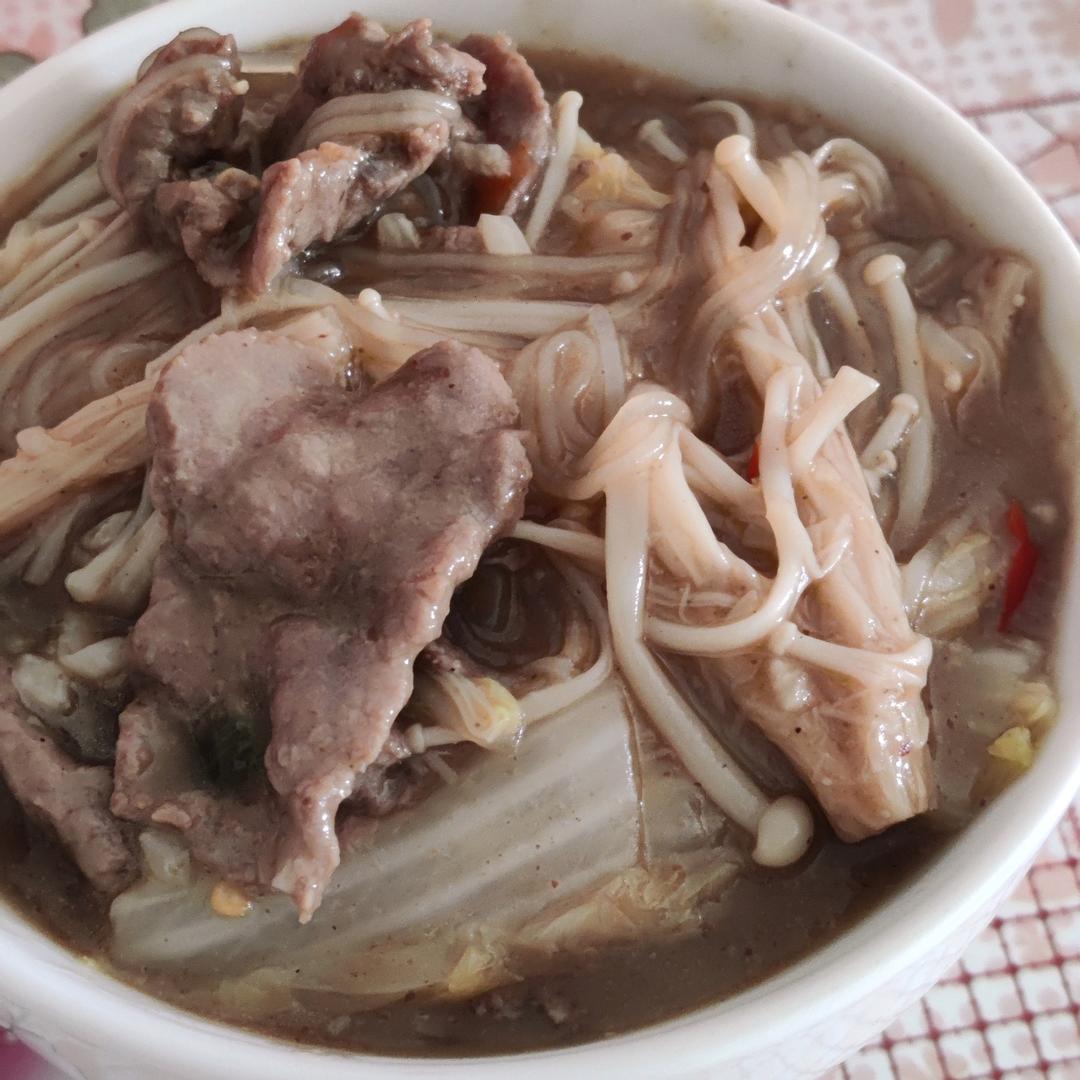 沙茶牛肉粉丝煲