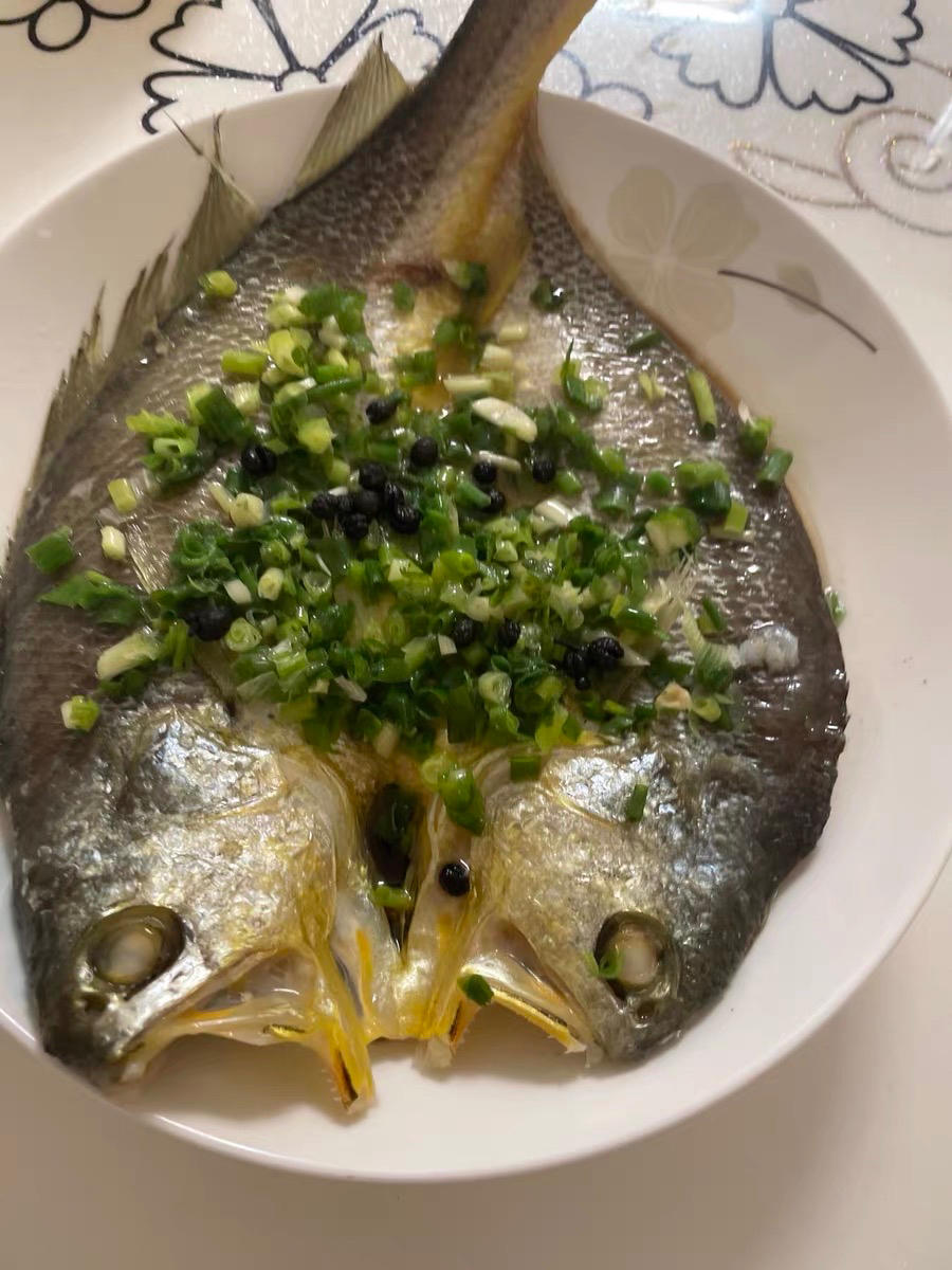 蒸黄鱼