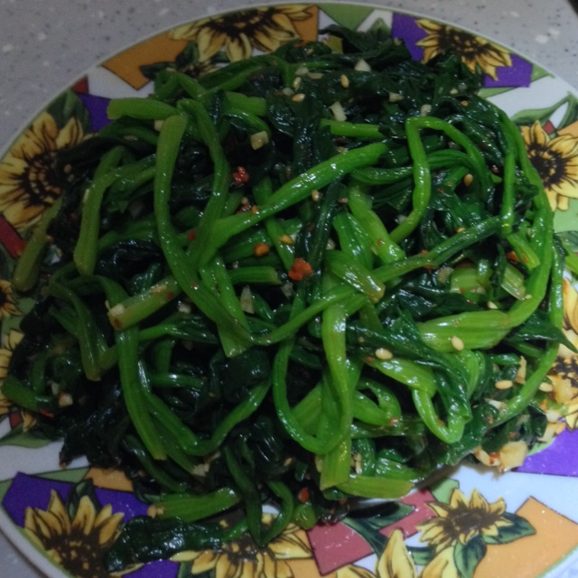 凉拌菠菜