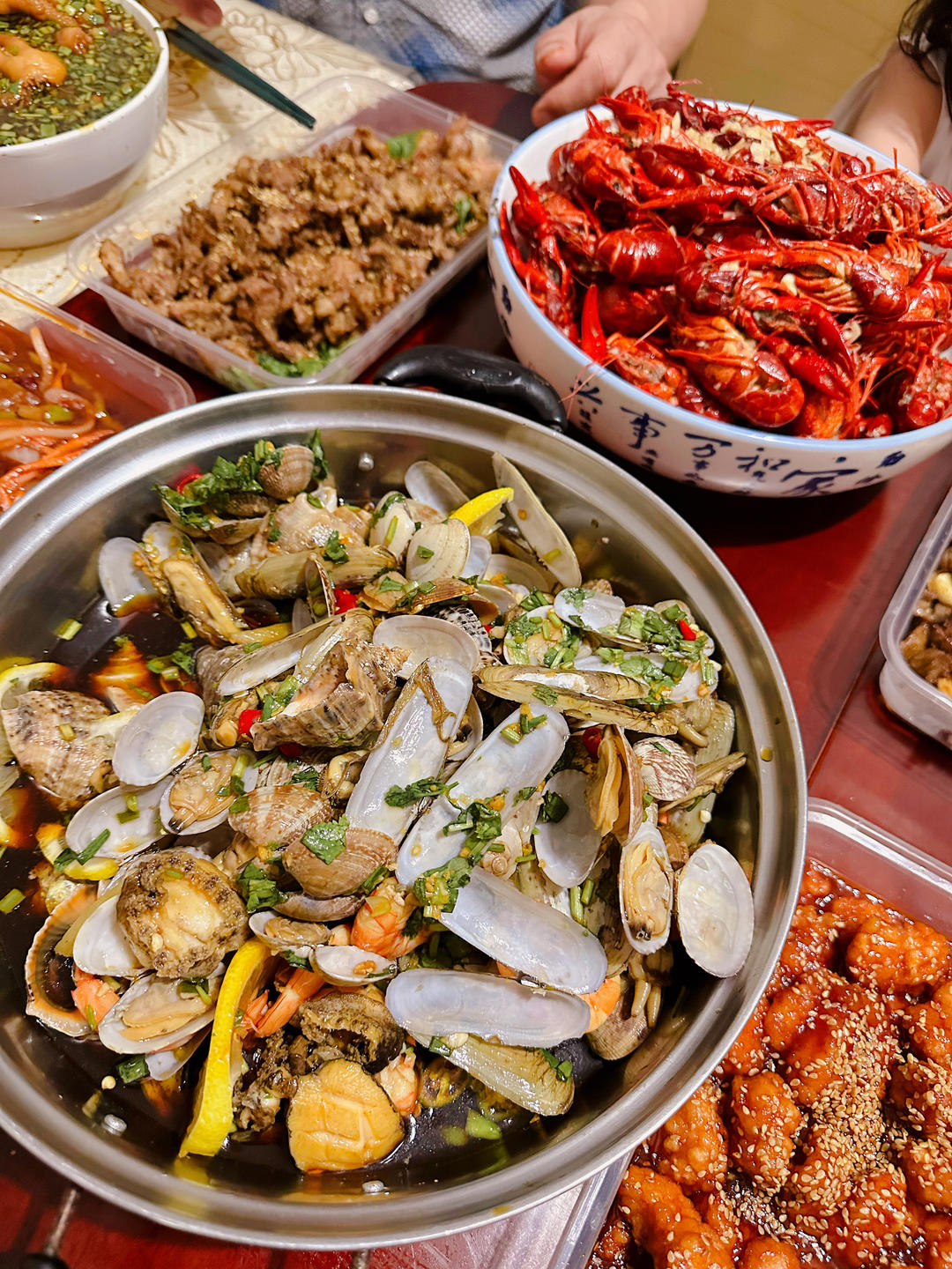 鲜掉眉毛的捞汁小海鲜