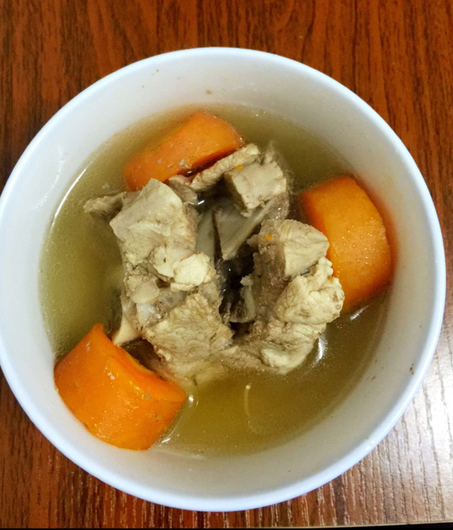 猪蹄黄豆汤