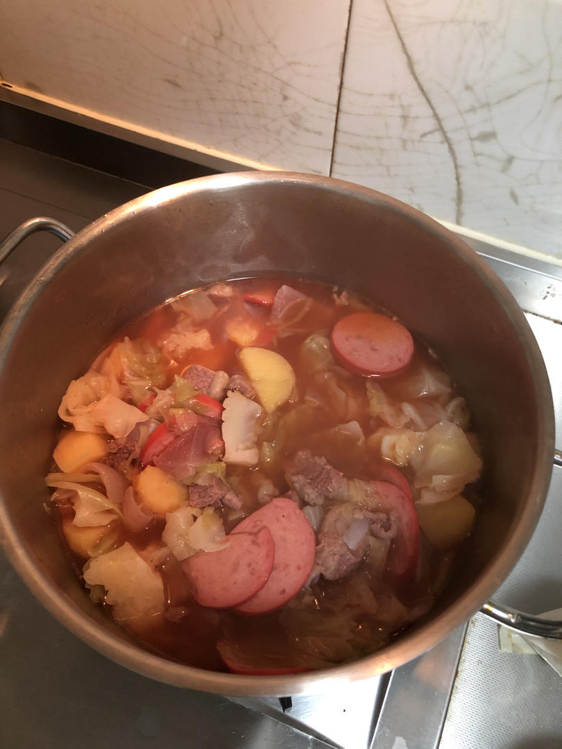 一份适合夏天喝的酸酸的罗宋汤，超级正宗的做法