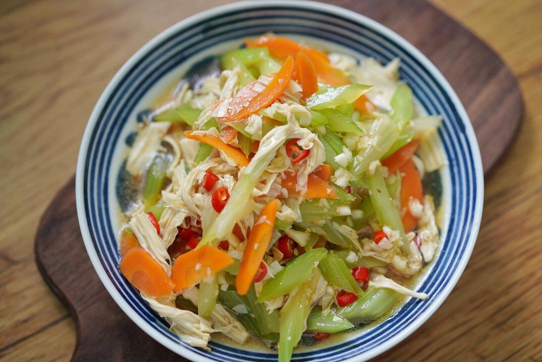 西芹腐竹 | 夏日凉拌菜