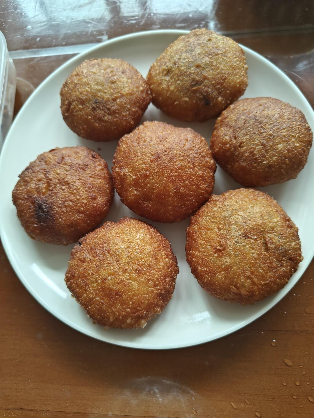 家庭版炸油糕，厨房小白一学就会的炸糖糕！