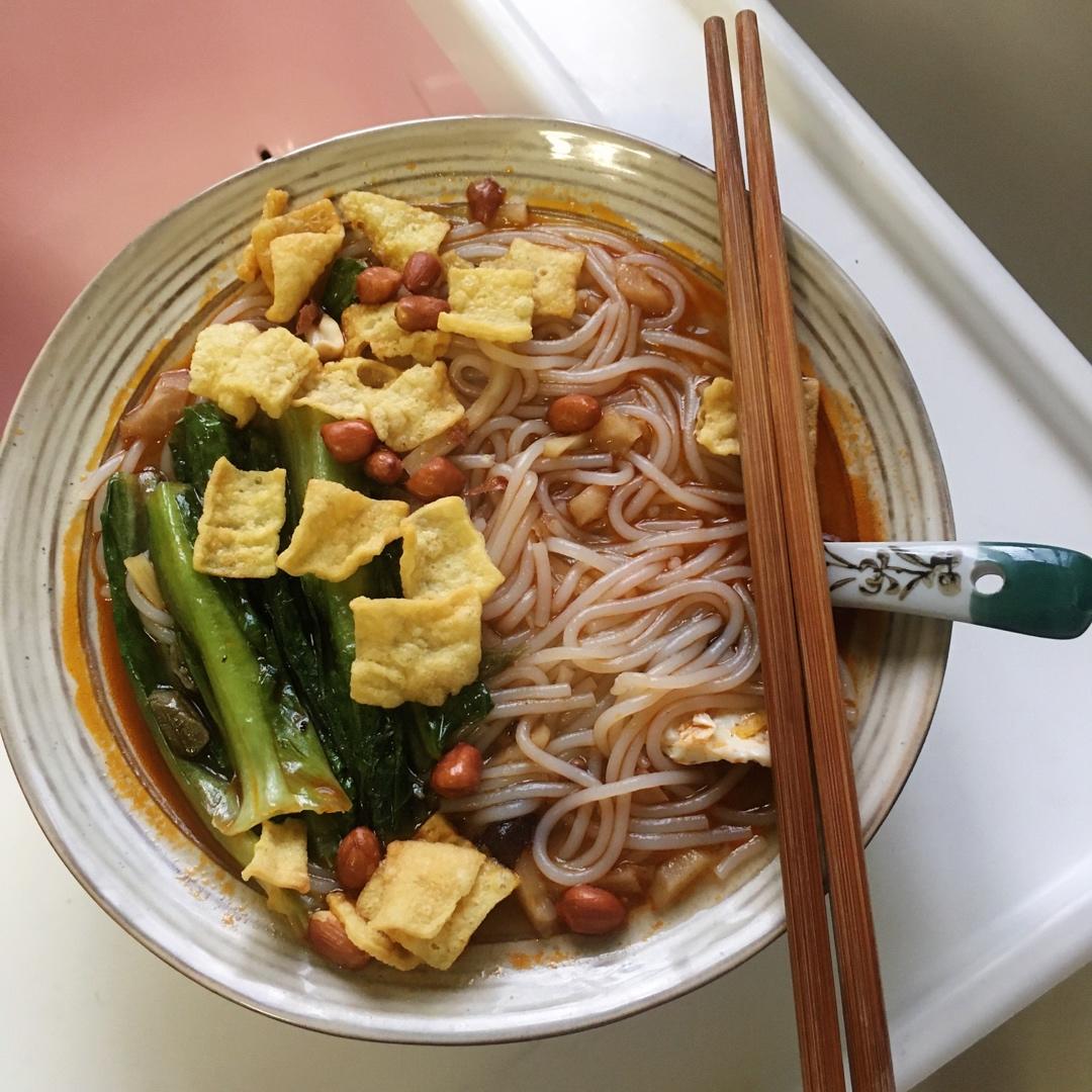 虾滑紫菜蛋汤