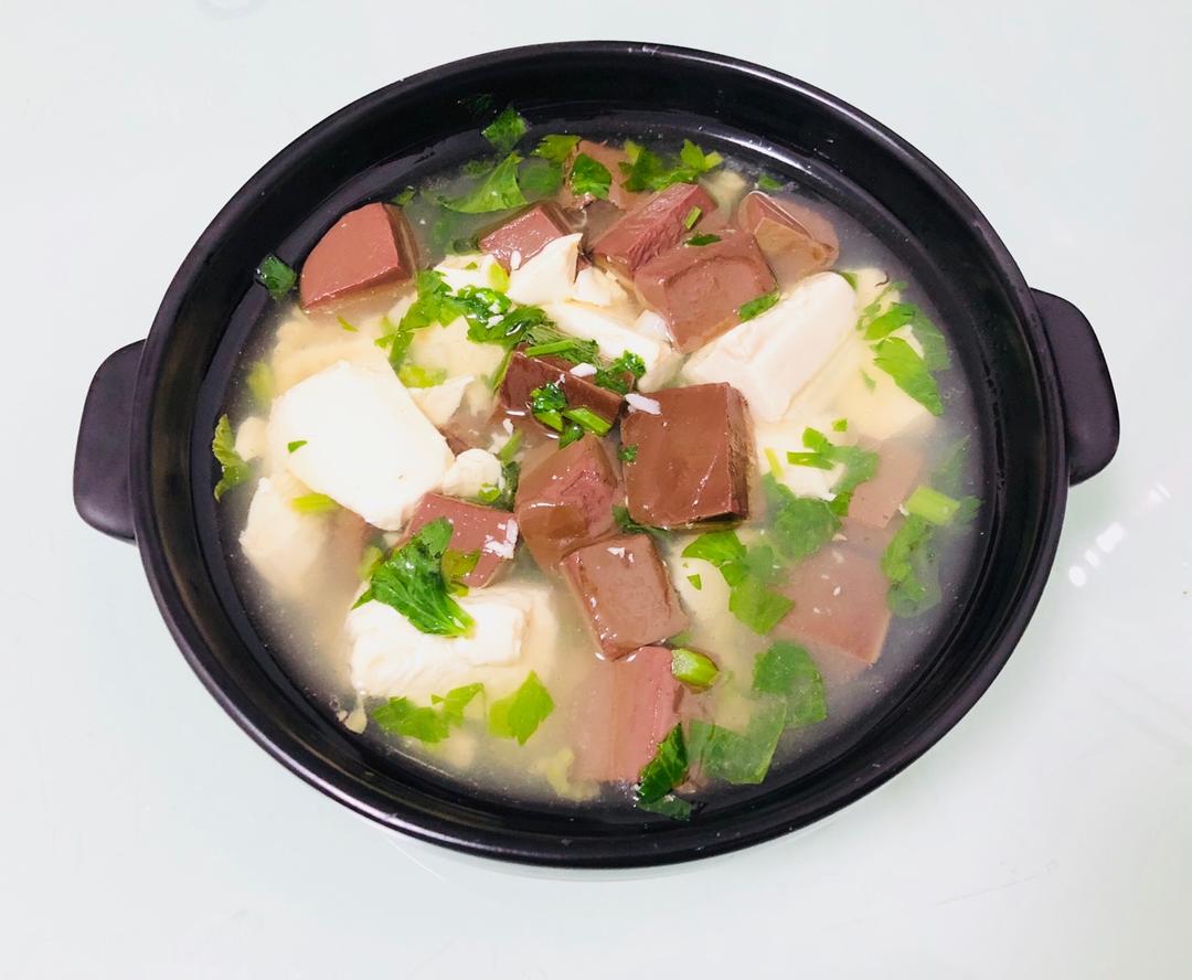 我就是爱做菜别叫我停下来1做的鸭血豆腐羹—平民食物补铁补钙