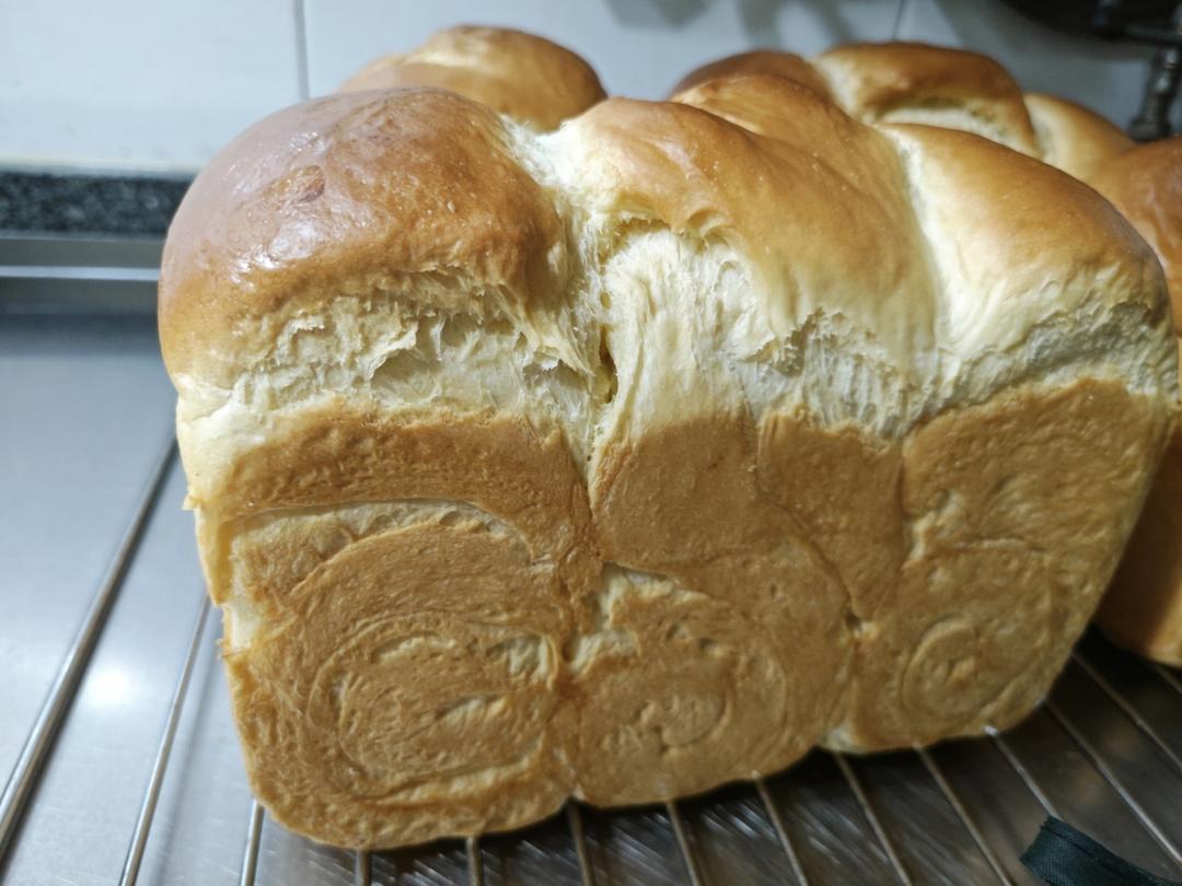 Poolish种（波兰种）吐司——不推荐不行的吐司配方