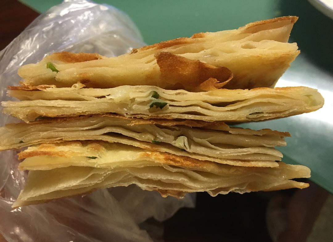 层次分明薄如蝉翼的家常基础烙饼