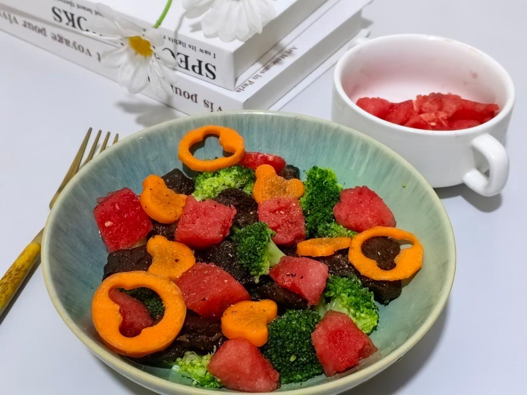 照烧鸡腿西瓜沙拉-真的不是黑暗料理