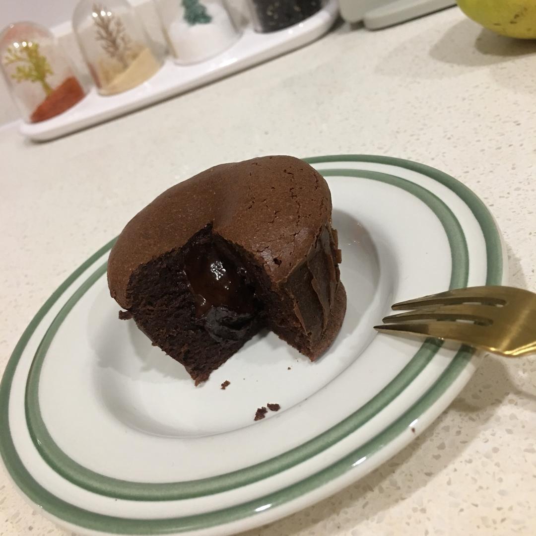 莫尼卡美食厨房：爆浆巧克力蛋糕