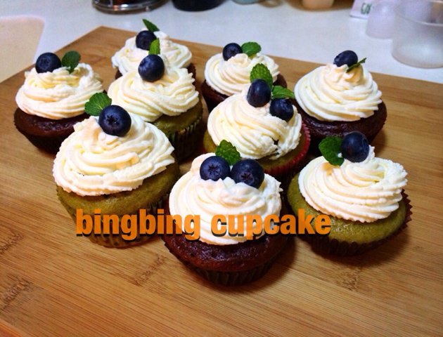 巧克力杯子蛋糕