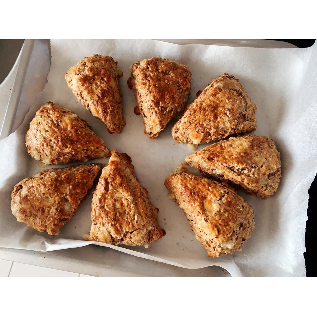 超级好吃的咸味司康Savoury Scones