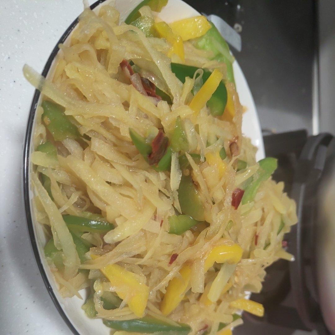 酸辣土豆丝的家常做法 超级下饭