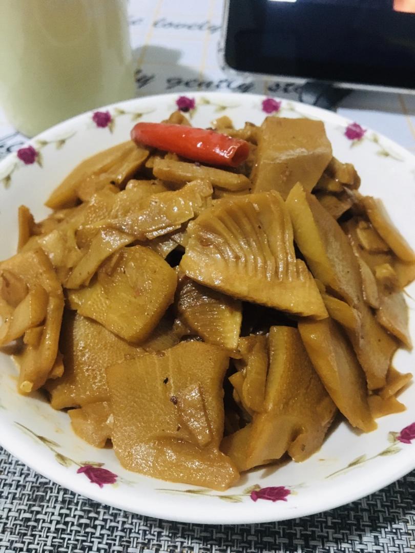 堂妈小厨——笋子烧肉