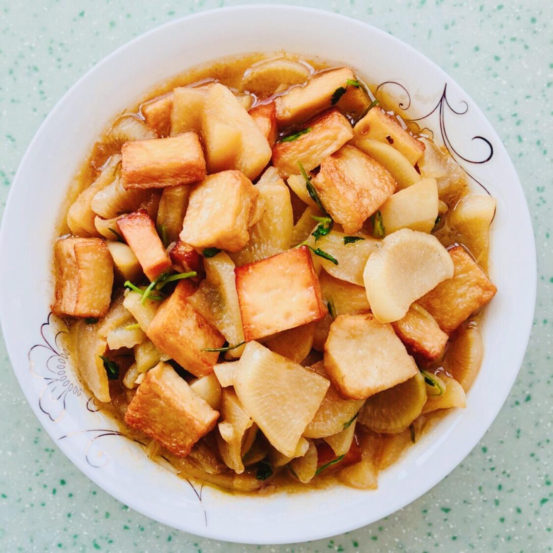 简单粗暴暖胃萝卜汤