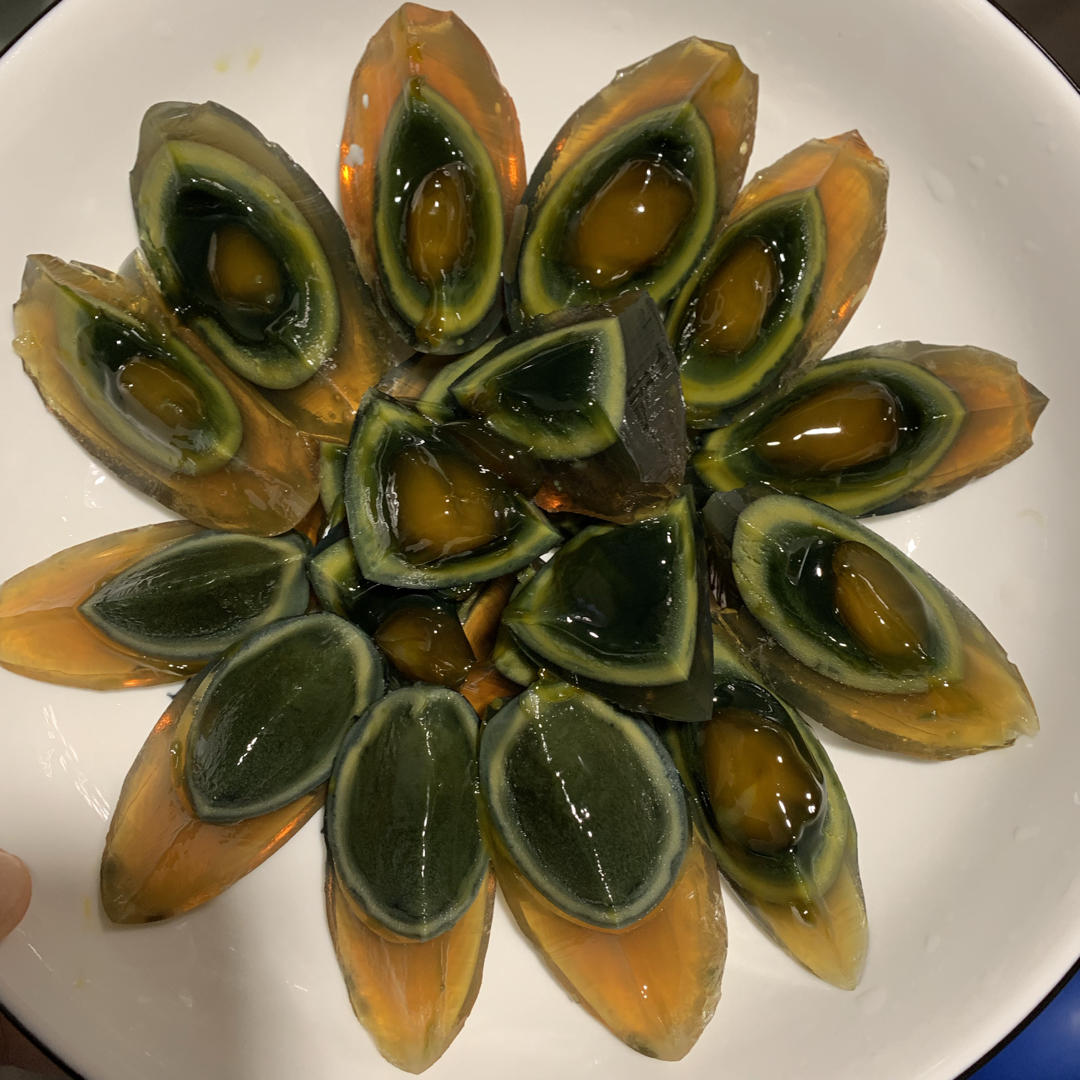 皮蛋拌豆腐