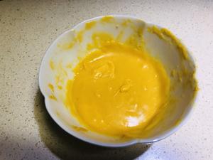 健康版的土豆泥蛋黄酥的做法 步骤11