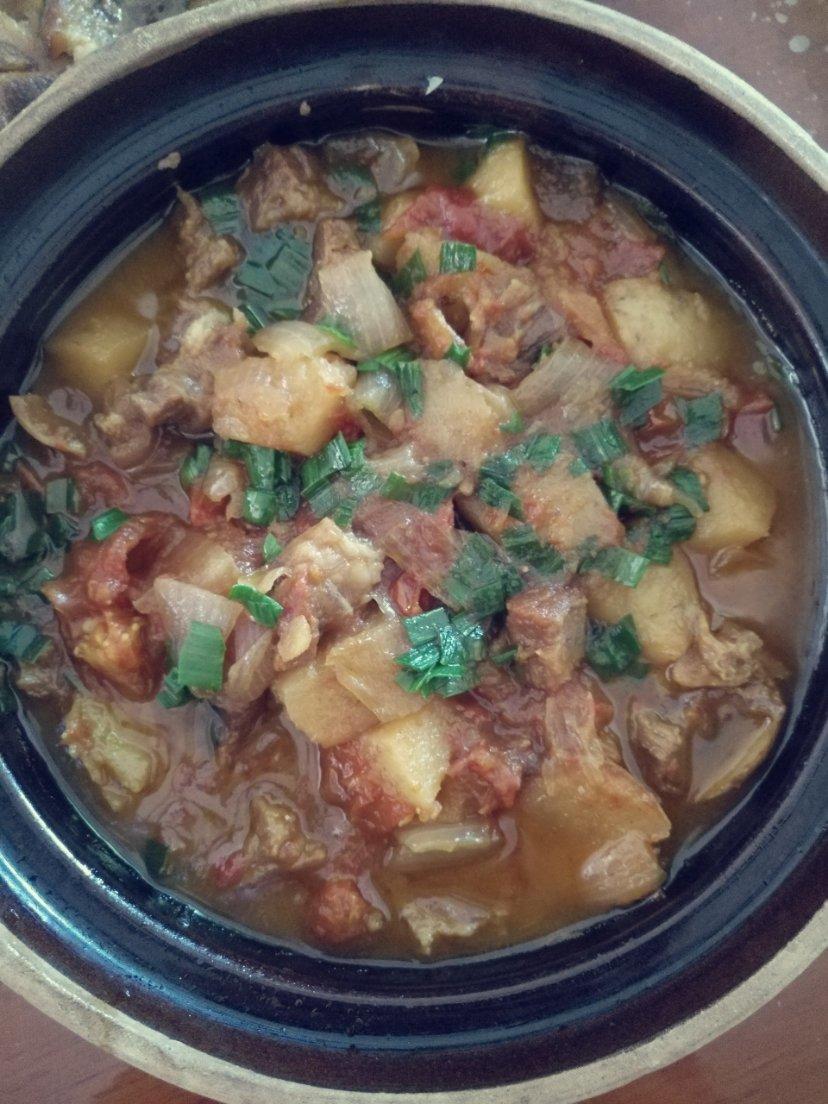 番茄土豆炖牛腩