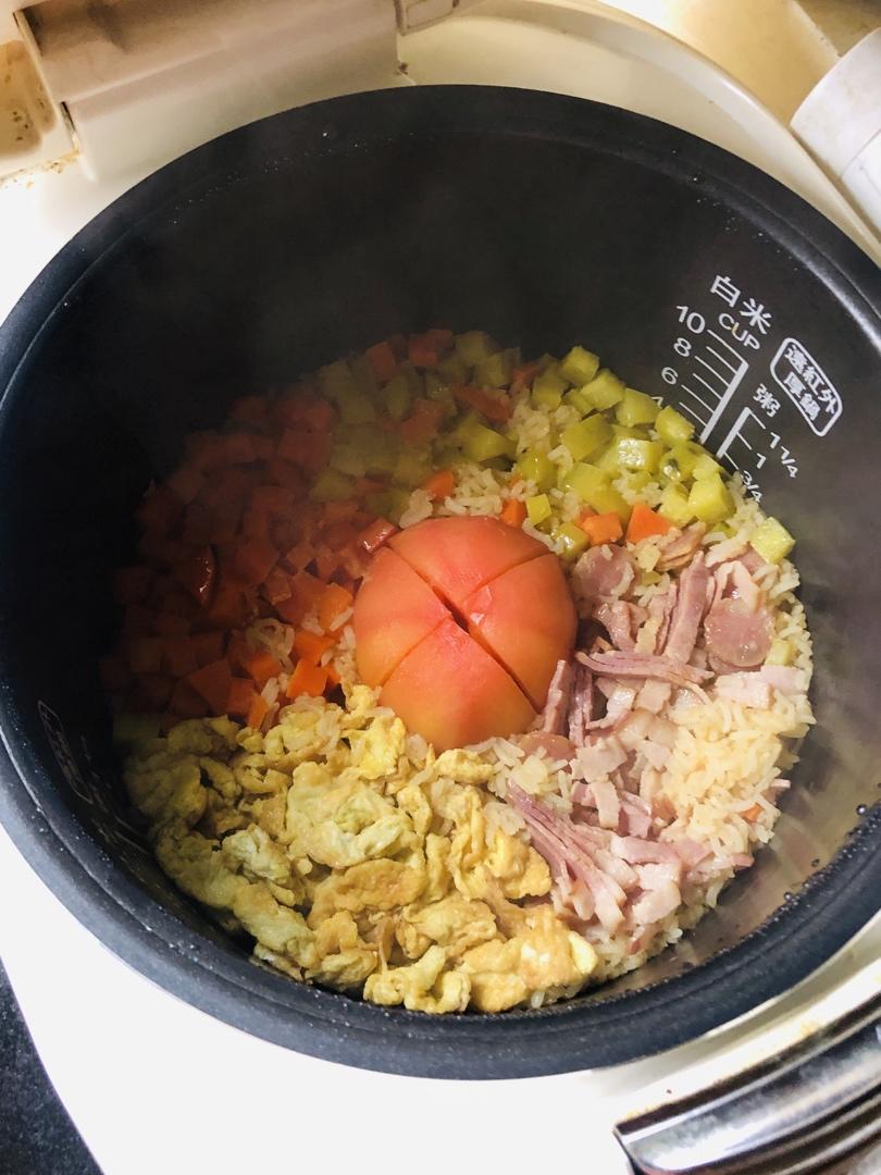 网红番茄电饭锅焖饭