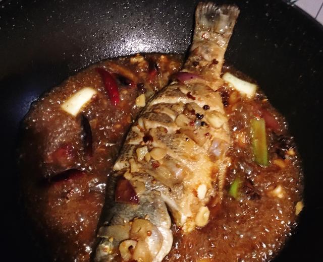 红烧鲈鱼🐟简单操作的做法