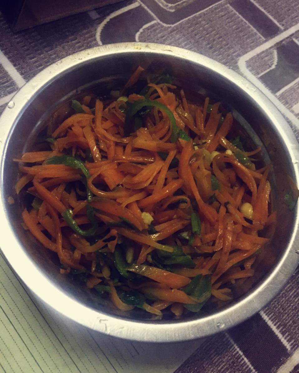 清炒胡萝卜丝