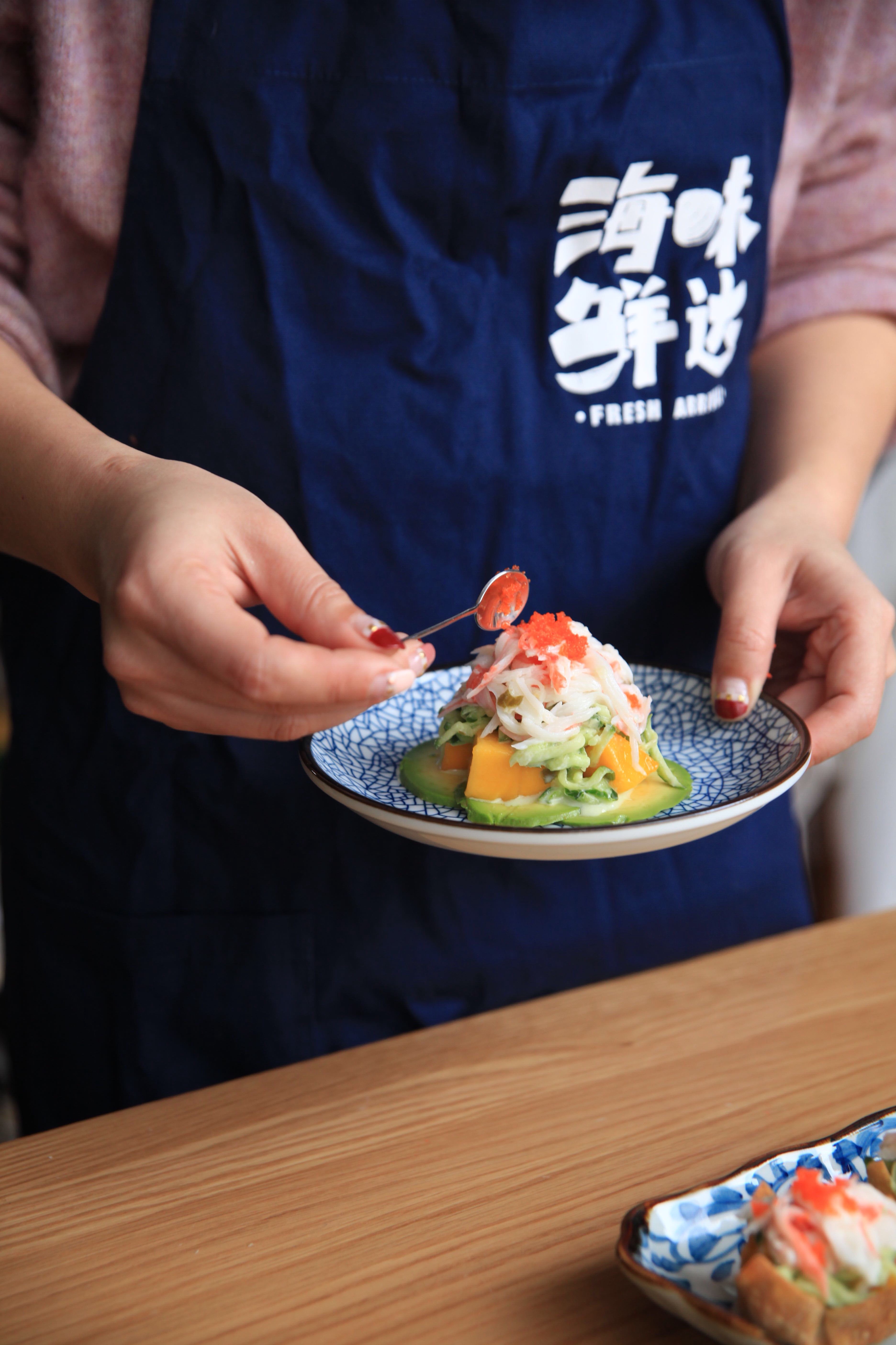 日式蟹柳沙拉盏的做法 步骤11